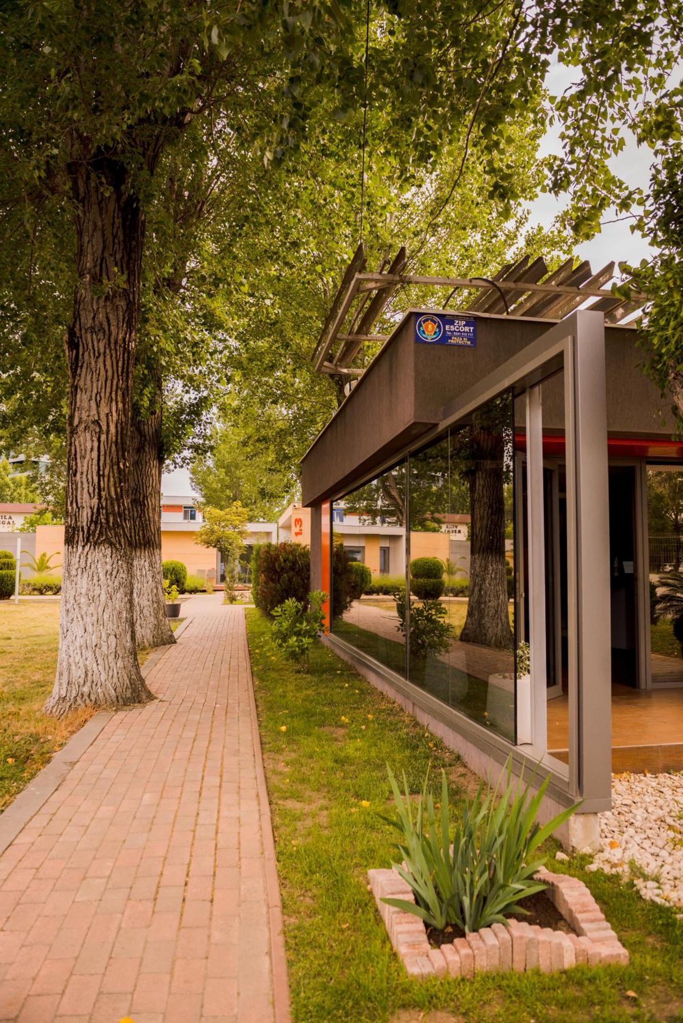 Enigma Resort Mamaia Εξωτερικό φωτογραφία